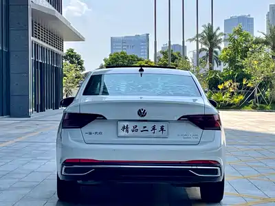 Volkswagen Sagitar 2023