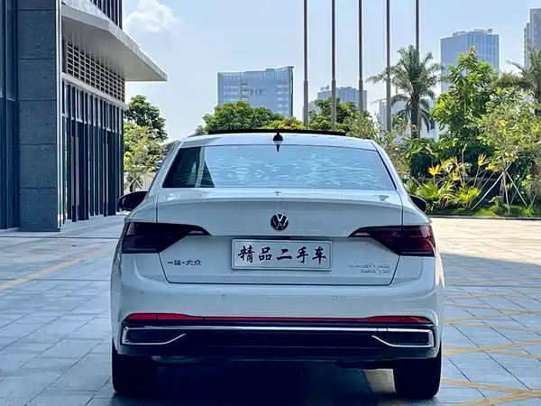 Volkswagen Sagitar 2023