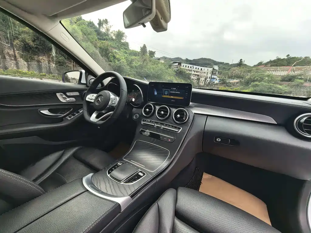 Mercedes-Benz C-Class 2020 — фото 12