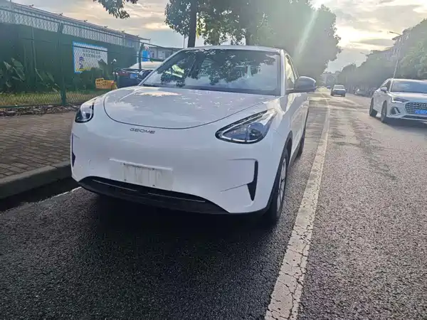 Geely Galaxy Starwish 2025