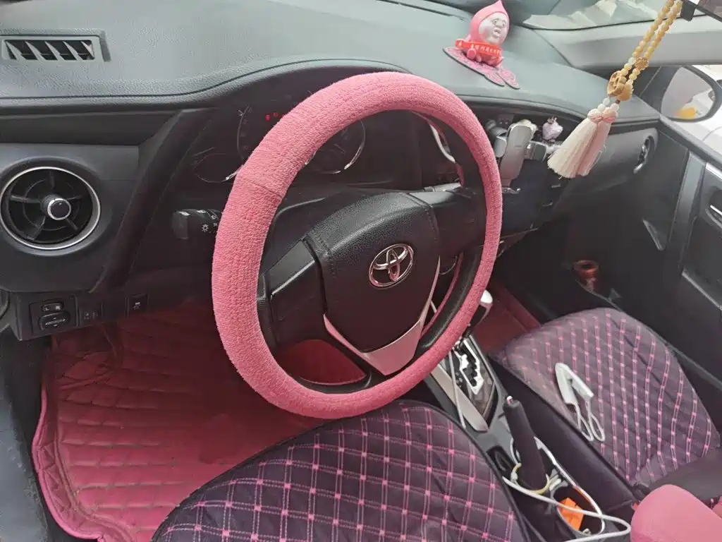 Toyota Corolla 2017 — фото 11