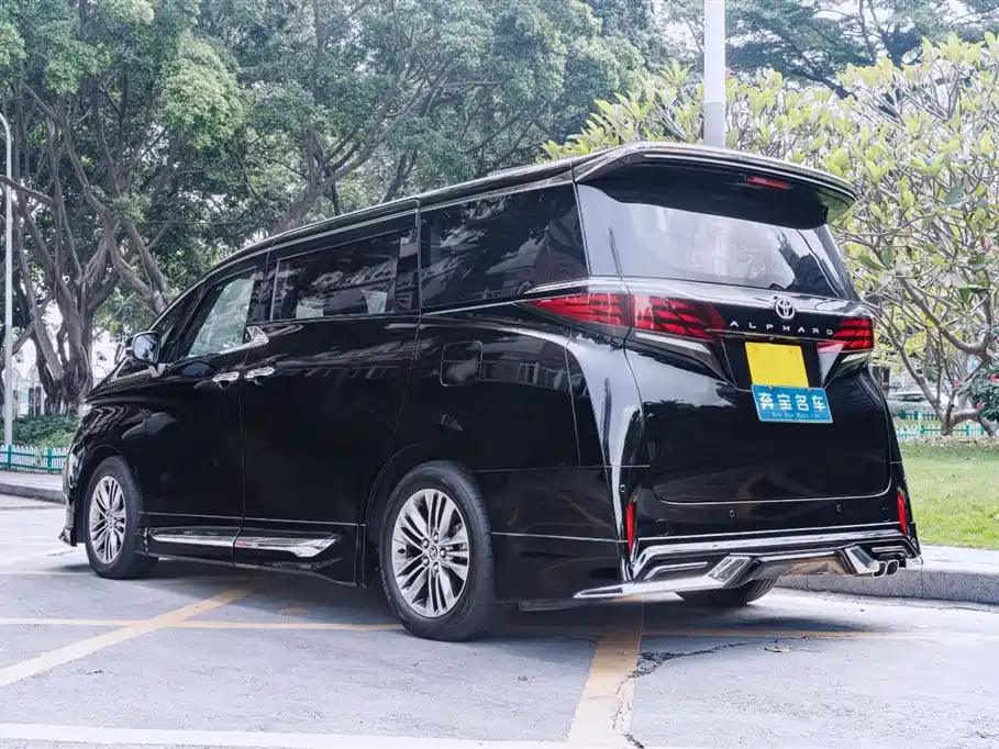 Toyota Alphard 2025 — фото 6