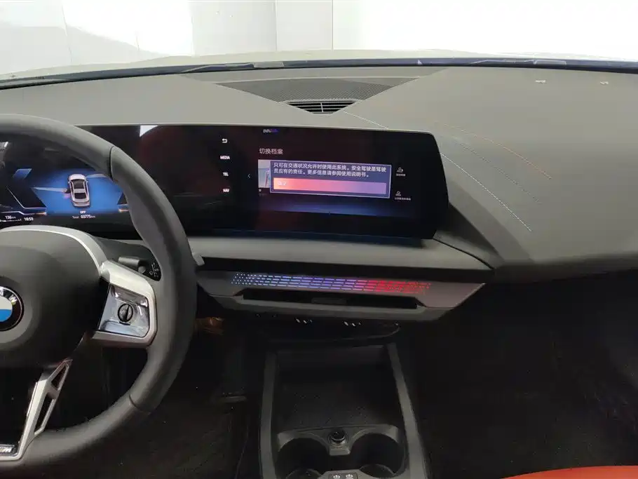 BMW 2 Series 2025 — фото 13