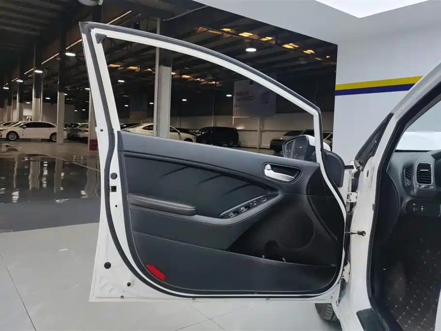 Kia K3 2017