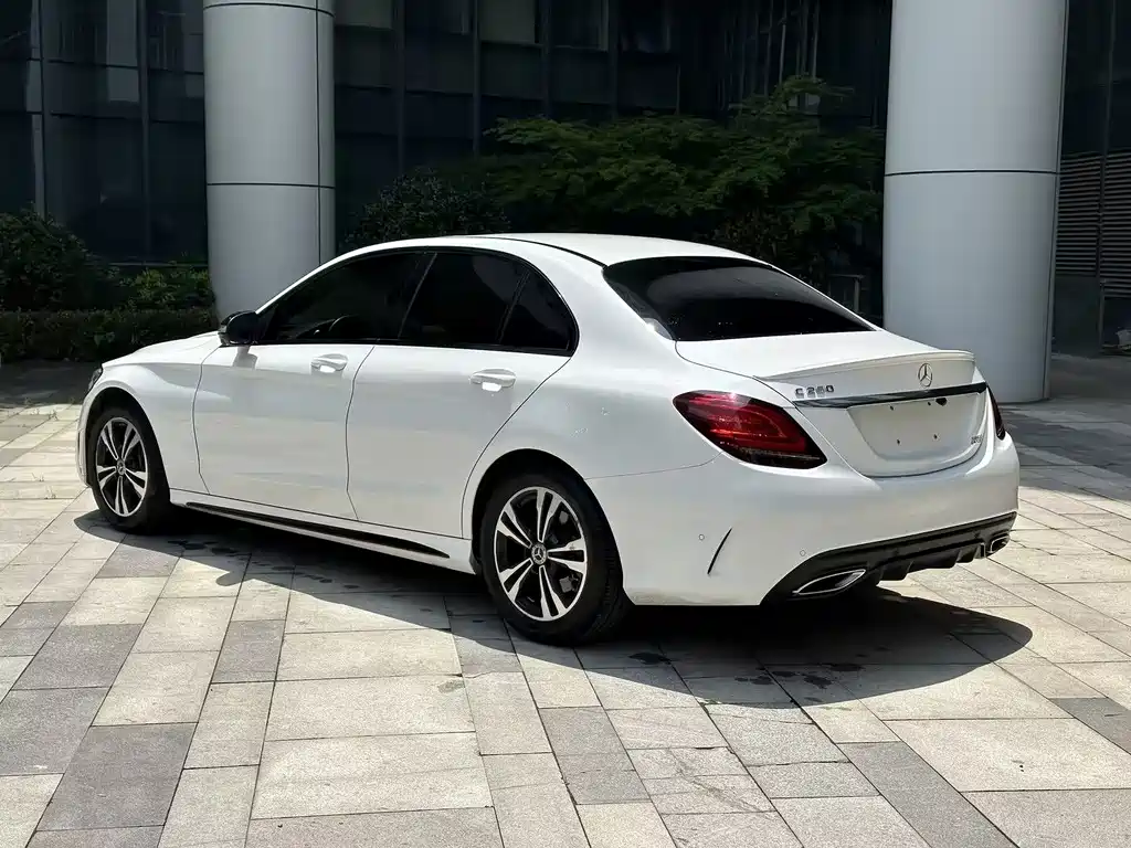Mercedes-Benz C-Class 2020 — фото 7