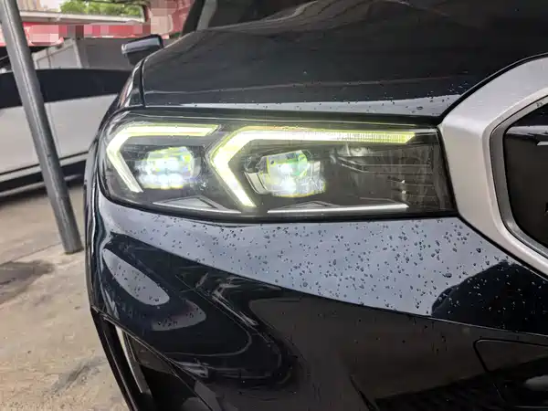 BMW i3 2023