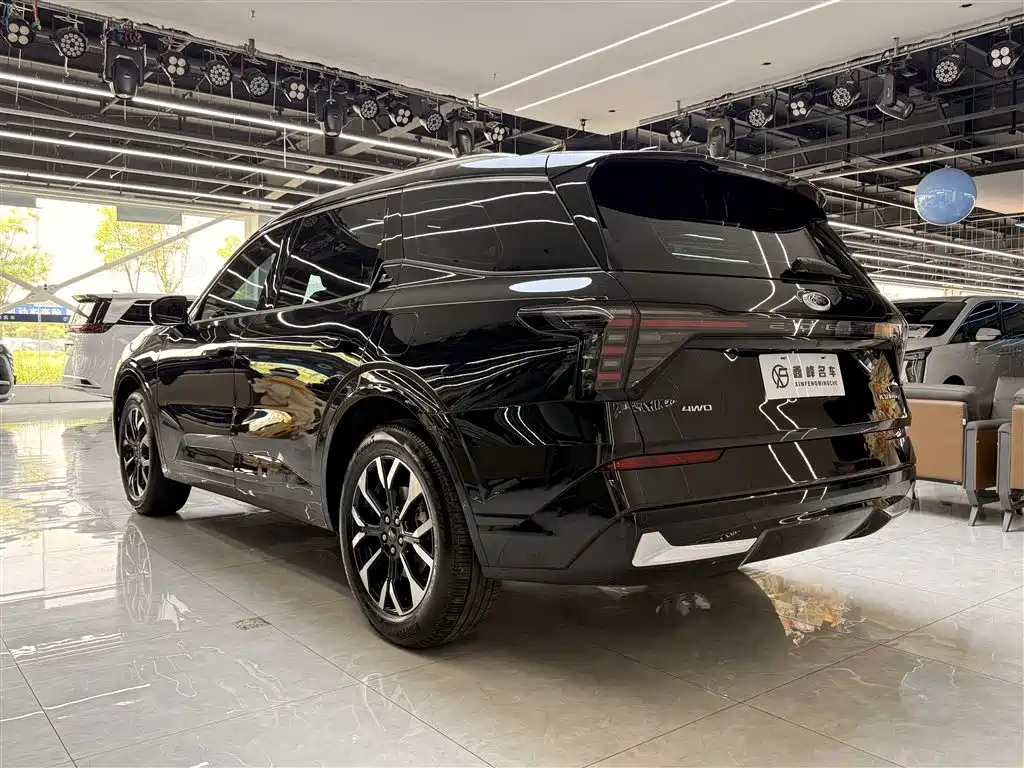 Ford Edge 2025 — фото 27