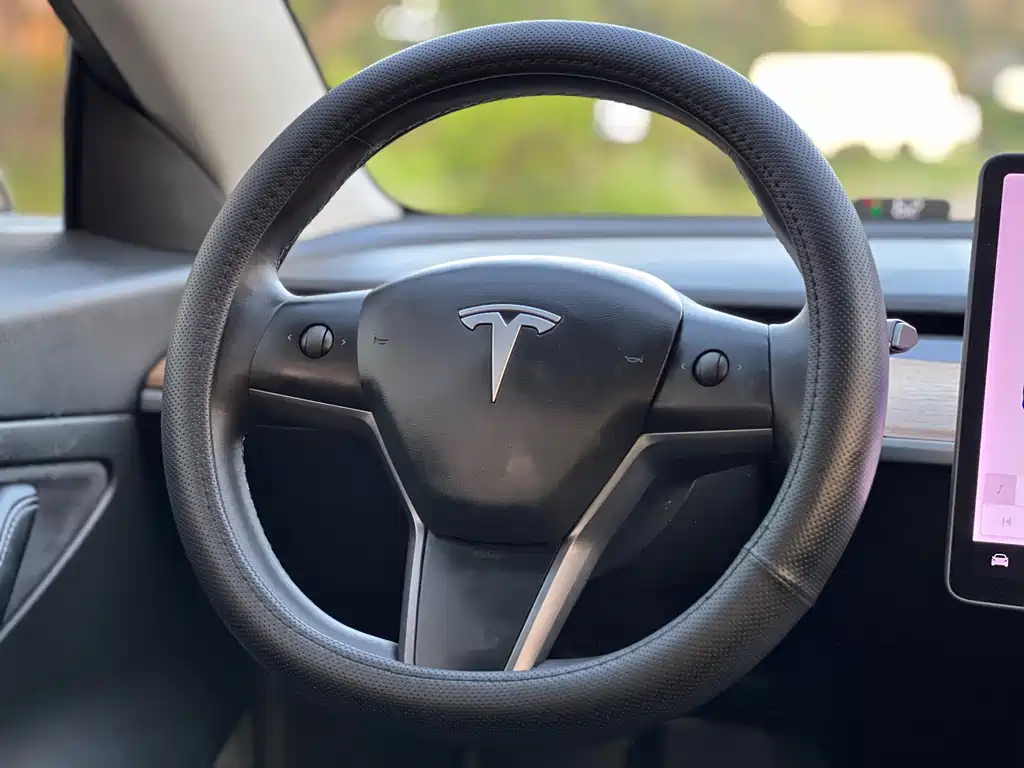 Tesla Model 3 2020 — фото 17
