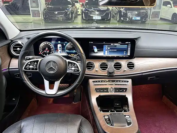 Mercedes-Benz E-Class 2020