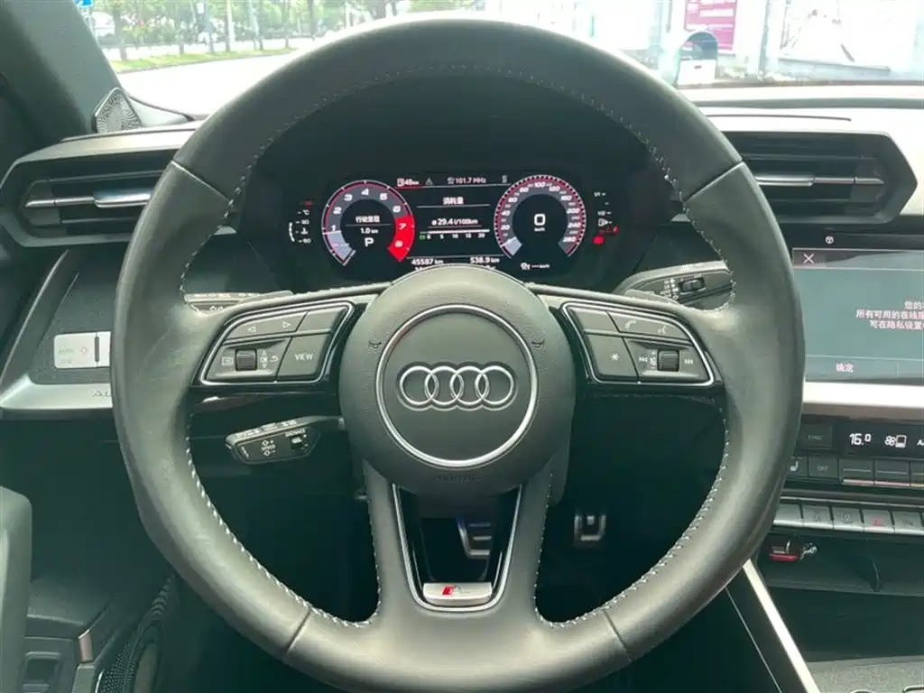 Audi A3 2022 — фото 16