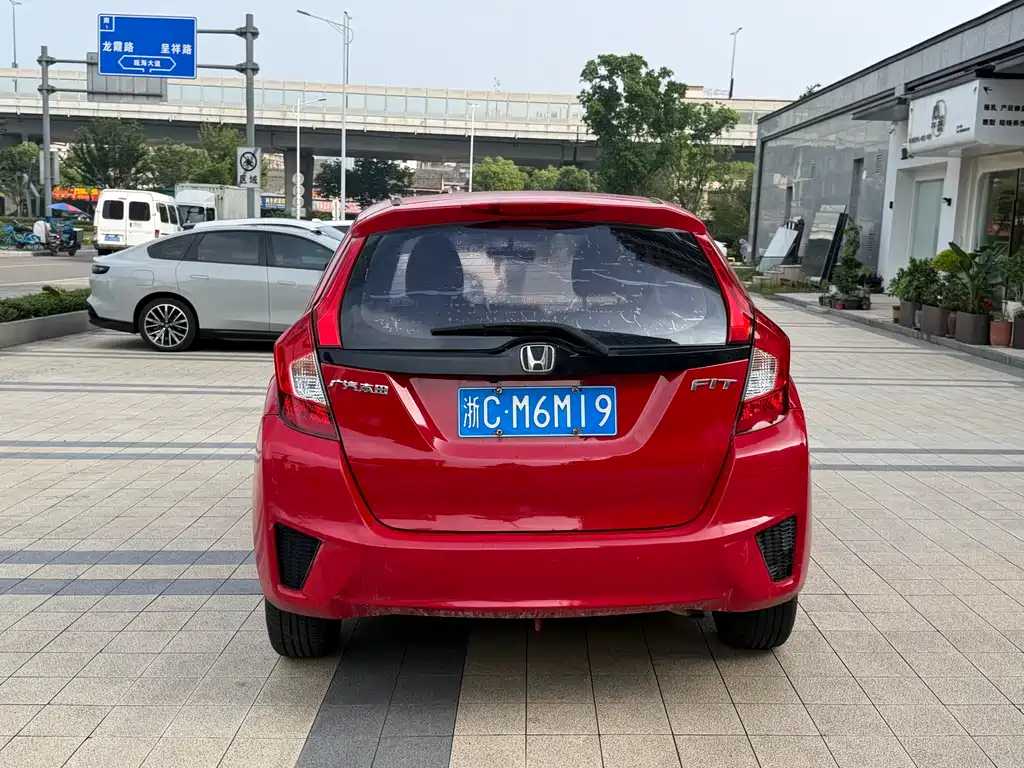 Honda Fit 2016 — фото 10