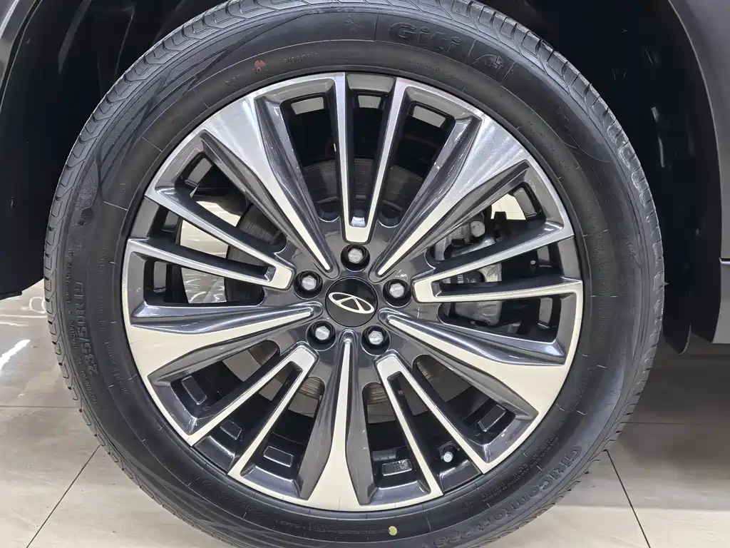 Chery Tiggo 8 PRO 2025 — фото 16