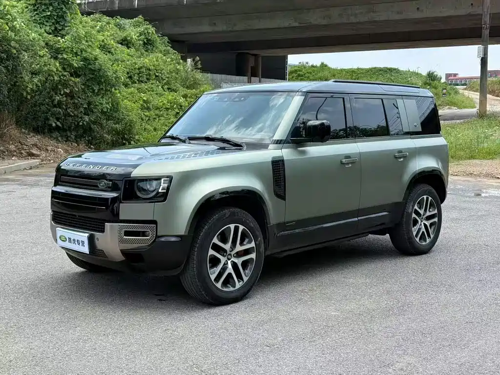 Land Rover Defender 2022 — фото 1