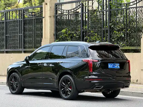 Cadillac XT6 2023