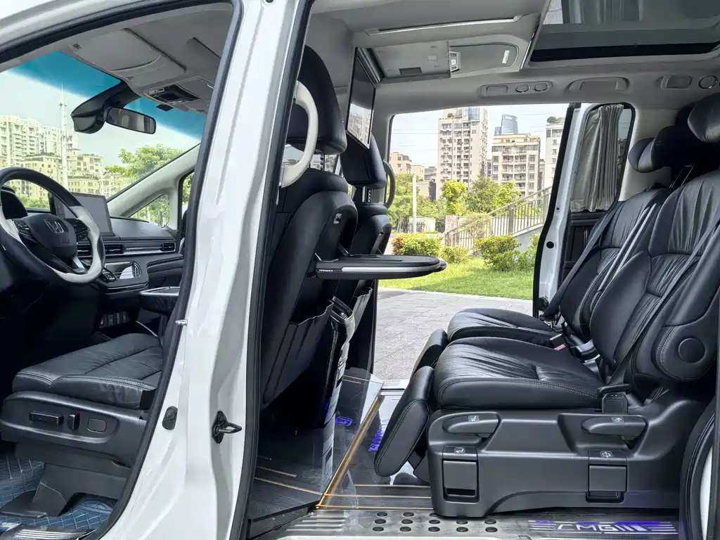 Honda Odyssey 2022 — фото 11