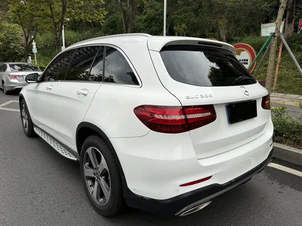 Mercedes-Benz GLC 2017 — фото 7