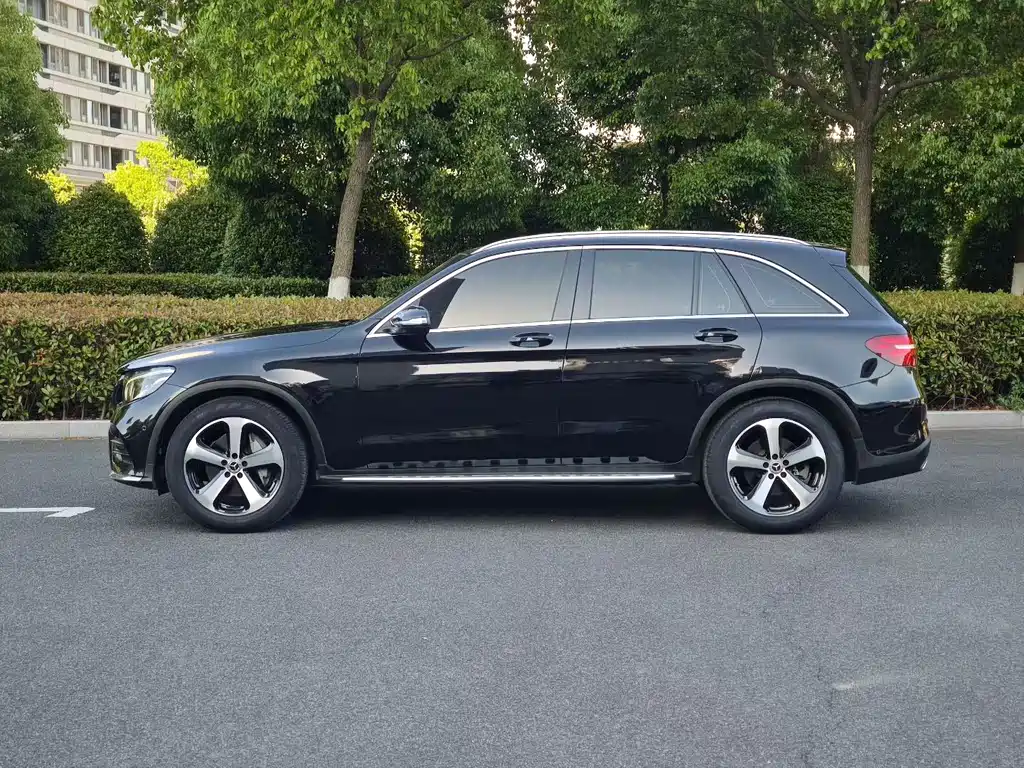 Mercedes-Benz GLC 2018 — фото 4