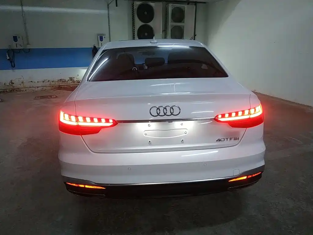 Audi A4L 2020