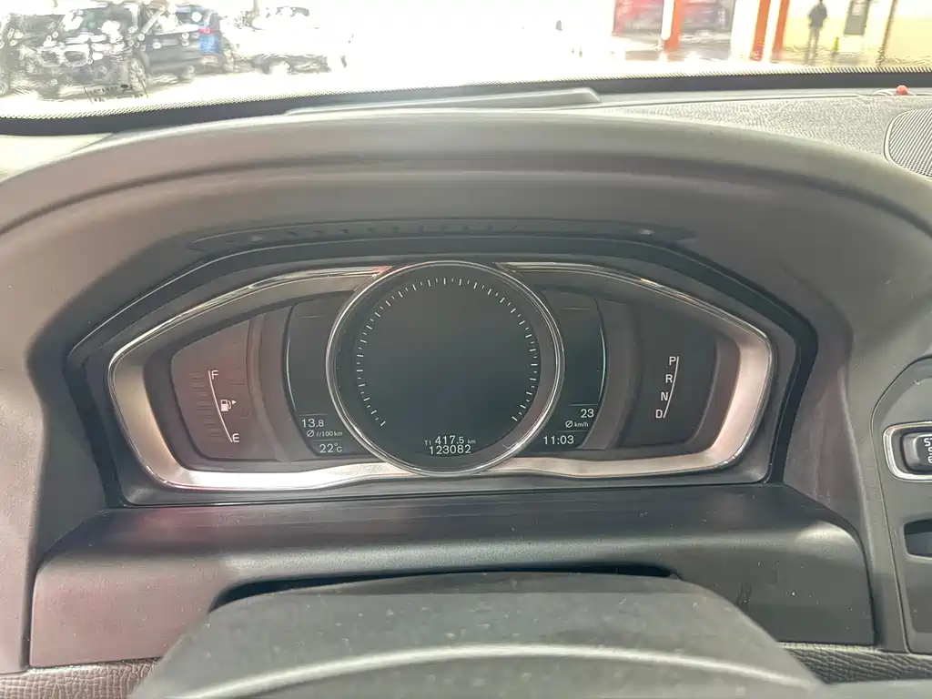 Volvo XC60 2015 — фото 16