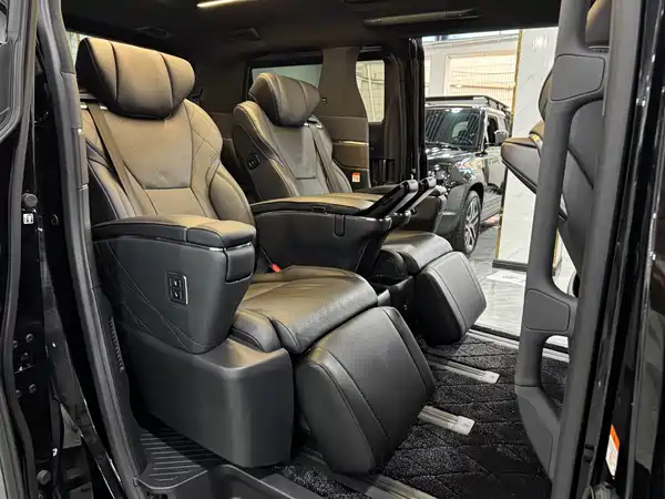 Toyota Alphard 2024