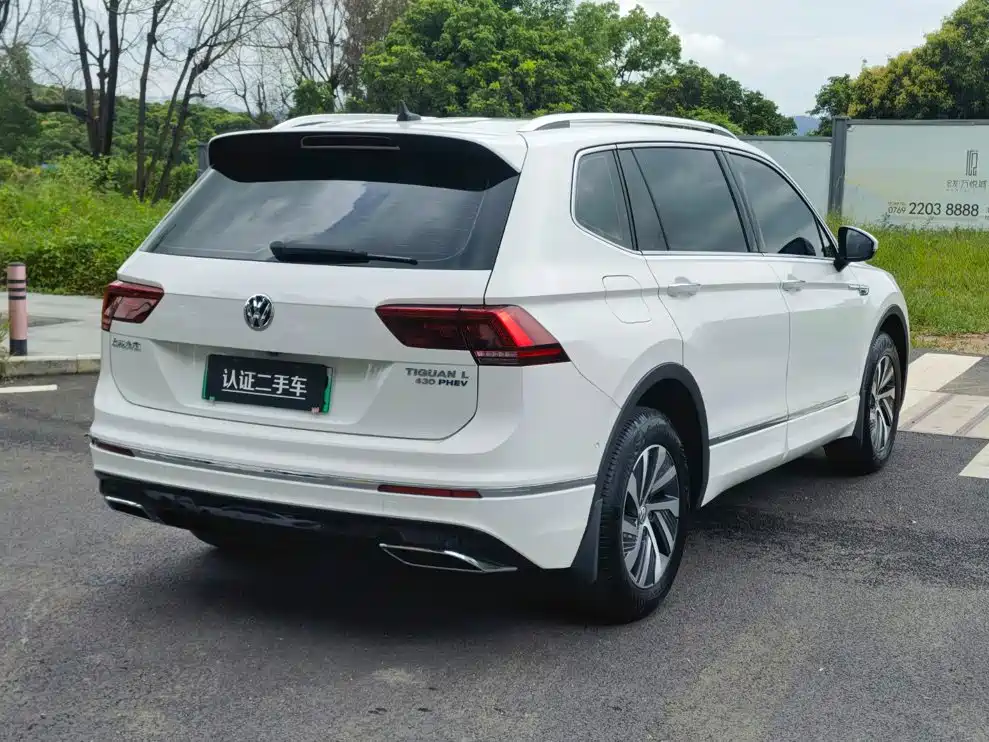 Volkswagen Tiguan L Plug-In Hybrid 2021 — фото 7