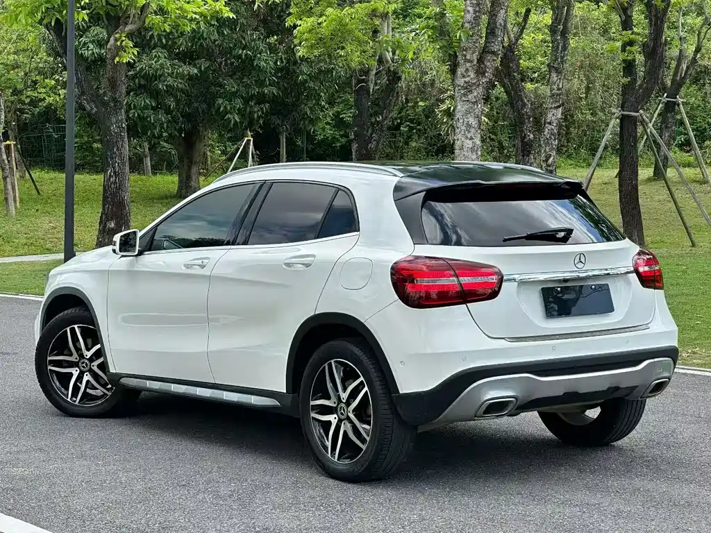 Mercedes-Benz GLA 2017 — фото 9
