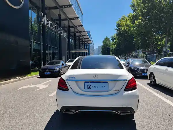Mercedes-Benz C-Class 2020