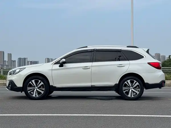 Subaru Outback 2018