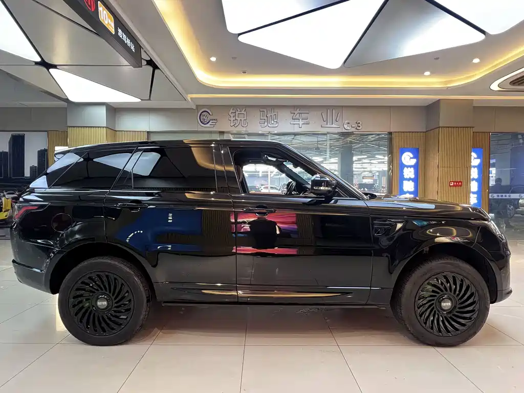 Land Rover Sport PHEV 2018 — фото 12