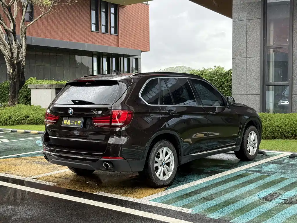 BMW X5 2016 — фото 12