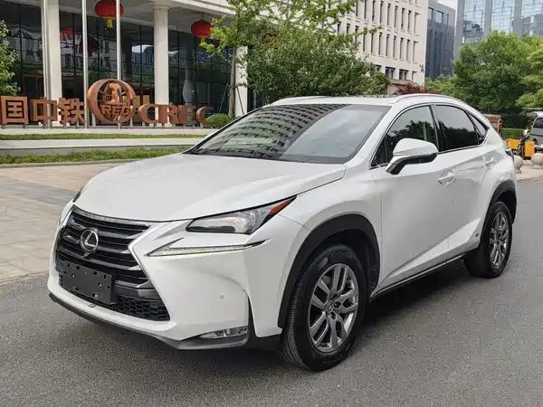 Lexus NX 2015