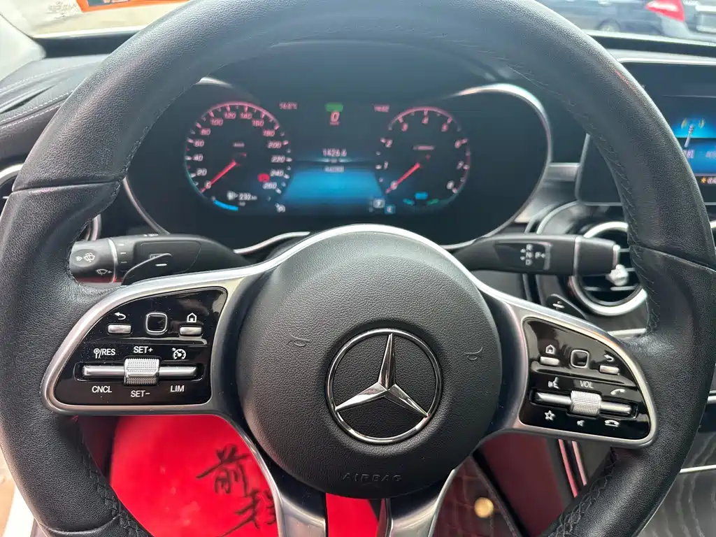 Mercedes-Benz C-Class 2019 — фото 11
