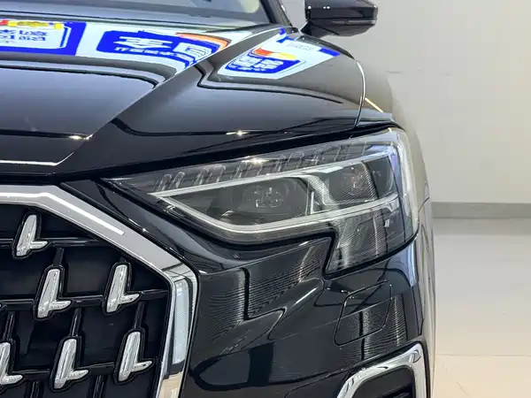 Audi A8 2023