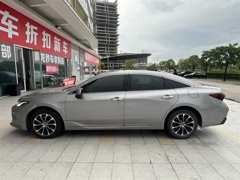 Toyota Avalon 2023