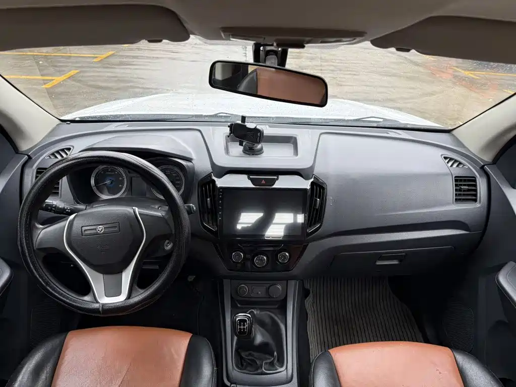 Isuzu RE-MAX Ruimai 2016