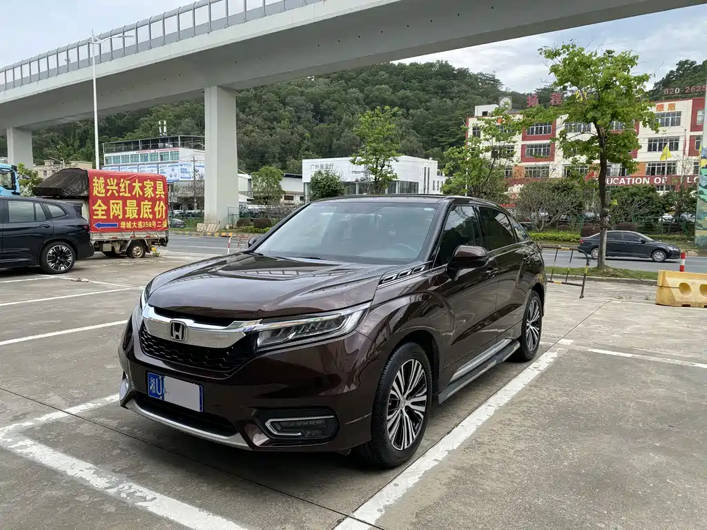 Honda Avancier 2018 — фото 1