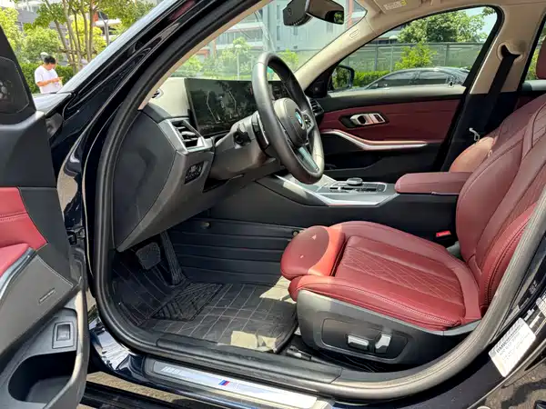 BMW 3 Series 2024