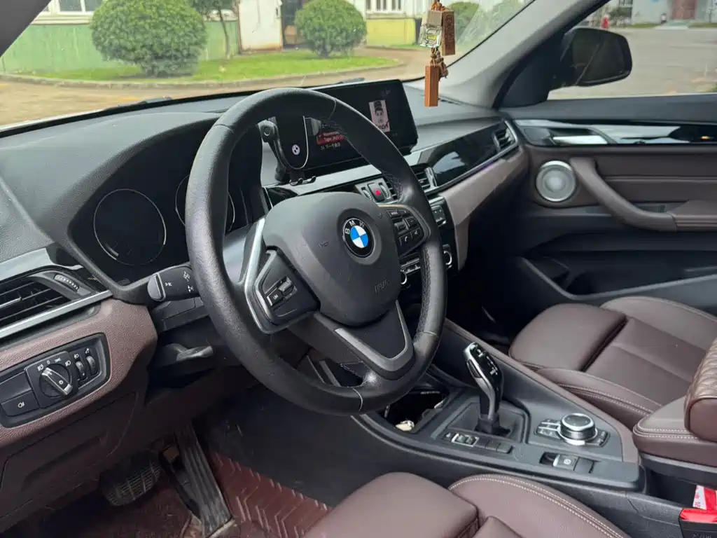 BMW X1 2022 — фото 9