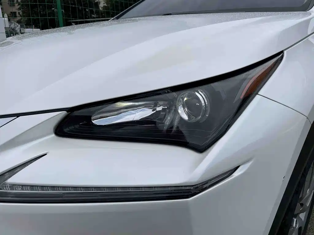 Lexus NX 2016