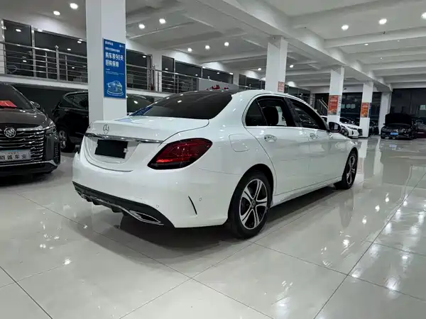 Mercedes-Benz C-Class 2020