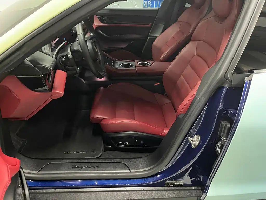 Porsche Taycan 2020
