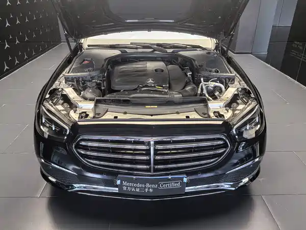 Mercedes-Benz E-Class 2022