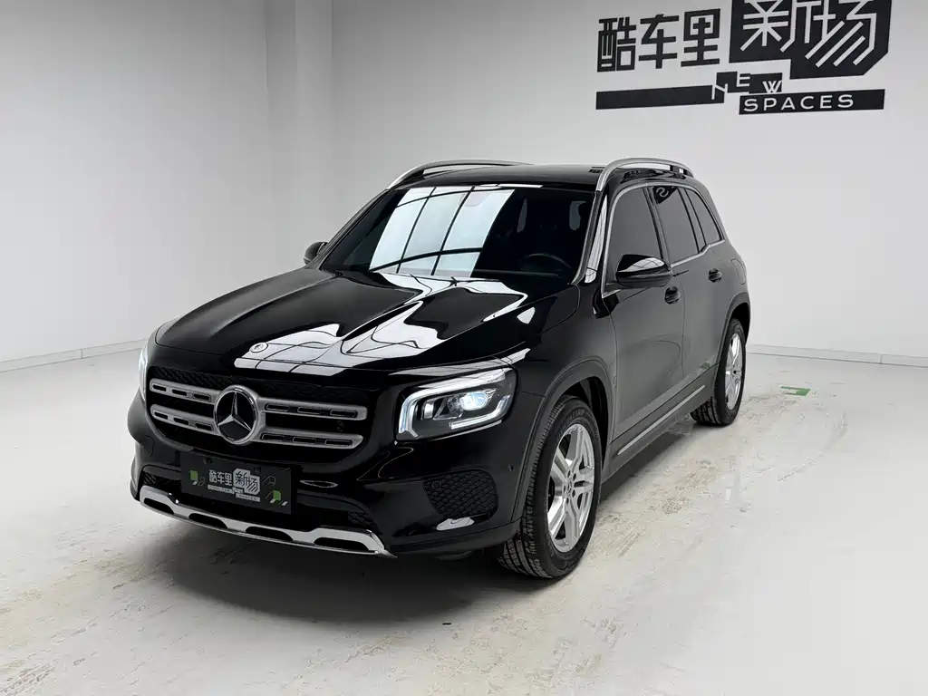 Mercedes-Benz GLB 2023 — фото 1
