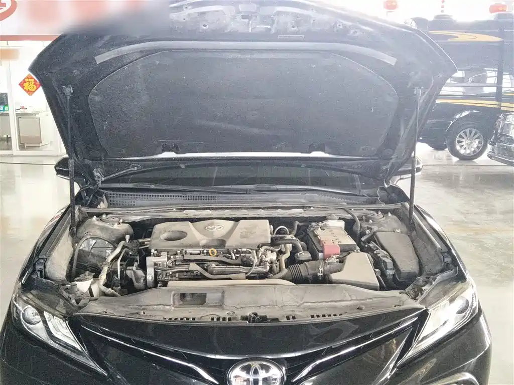 Toyota Camry 2022 — фото 20