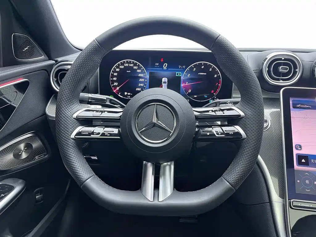 Mercedes-Benz C-Class 2023 — фото 12