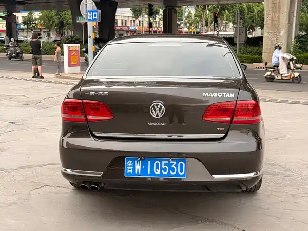 Volkswagen Magotan 2015