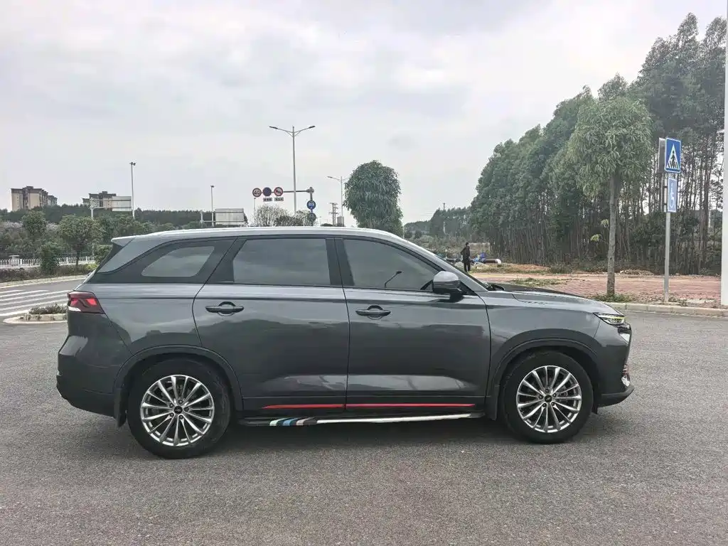 Changan Auchan X7 PLUS 2022 — фото 3