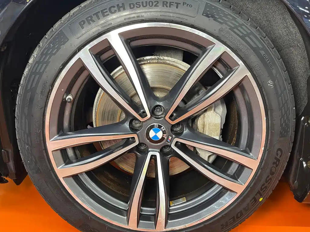 BMW 7 Series 2021 — фото 17