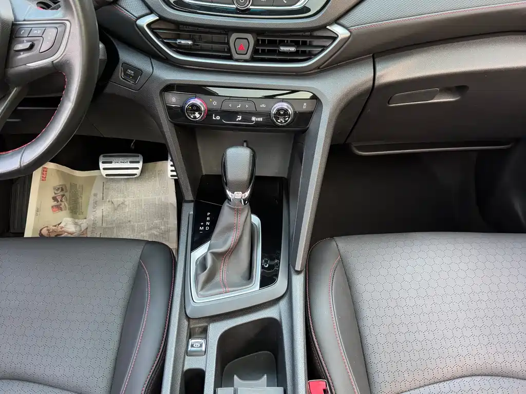 Chevrolet Orlando 2019 — фото 10