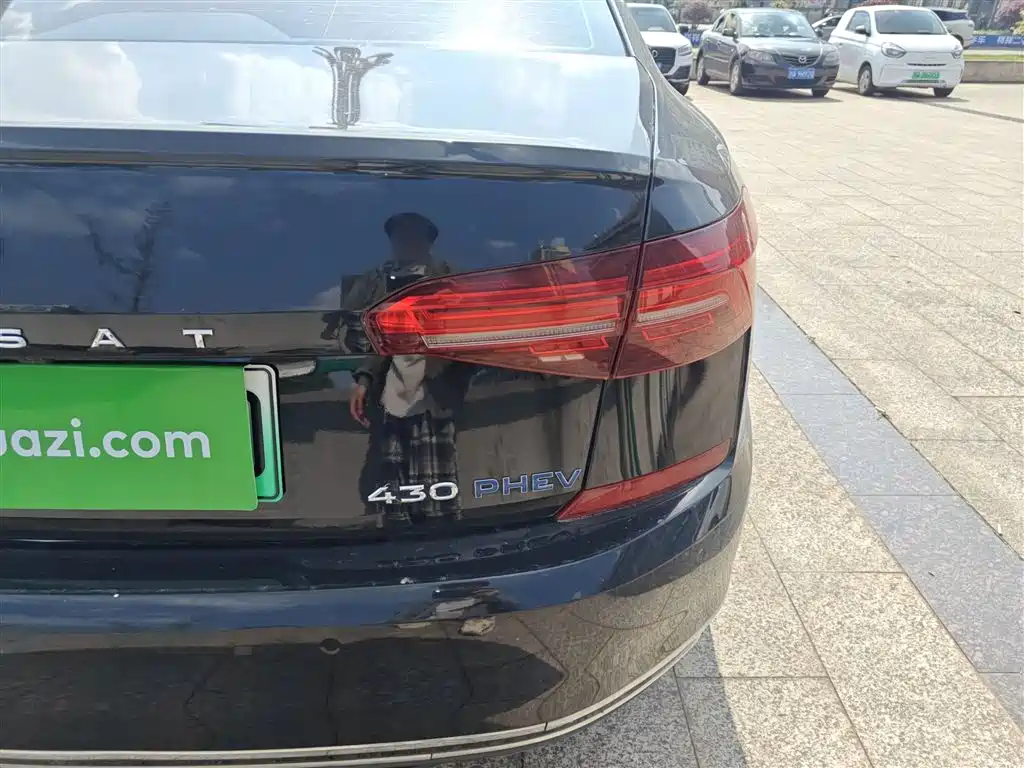 Volkswagen Passat New Energy 2020 — фото 24